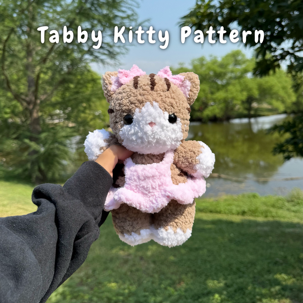 Tabby Kitty Crochet Pattern | Kitty + Dress
