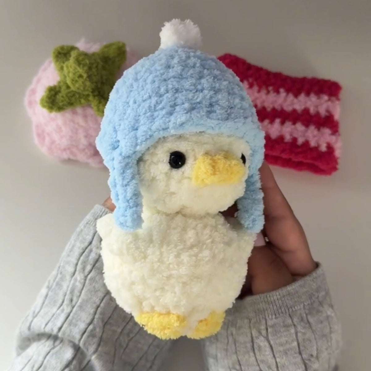 Hat Duckling Plushie