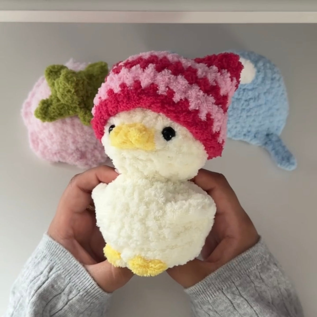 Hat Duckling Plushie